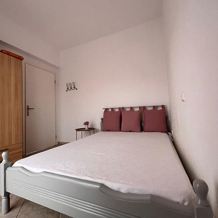 Ocean View Apartments Врасна Екстериор снимка