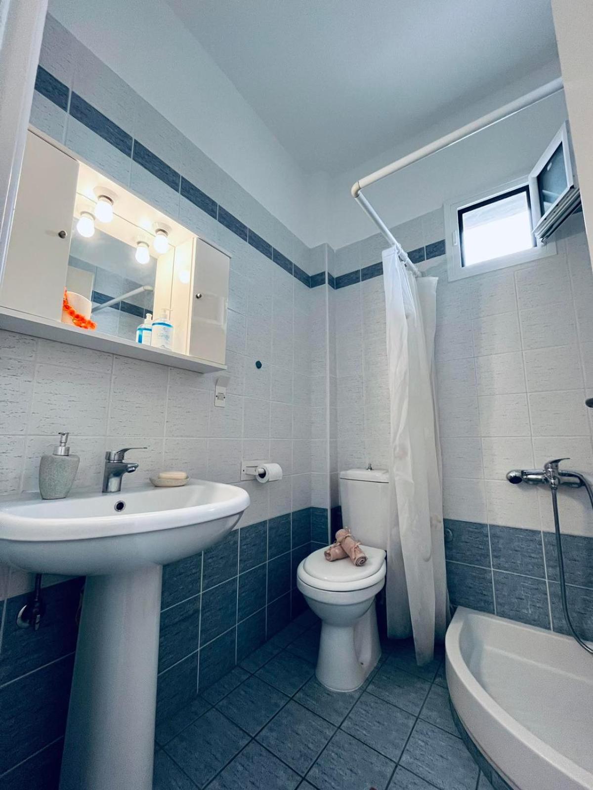 Ocean View Apartments Врасна Екстериор снимка